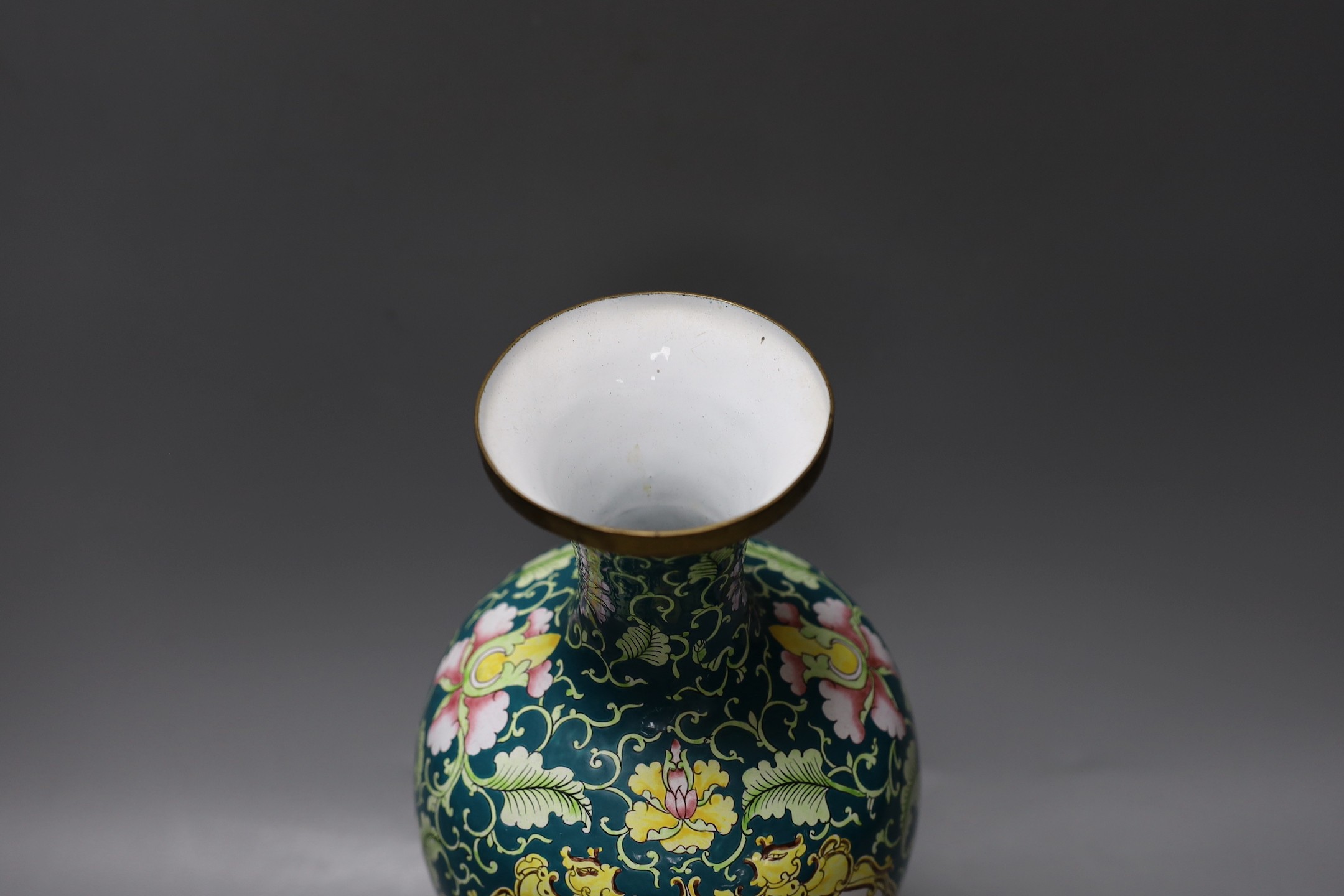 A Chinese Guangzhou enamel vase, 32cm